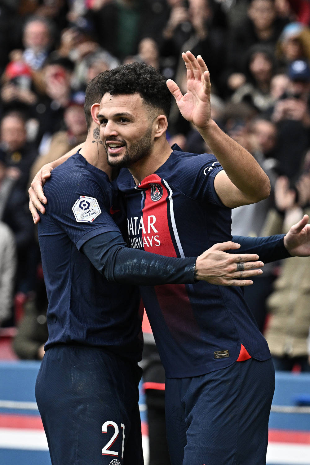 奇异果体育- 内马尔球赛 