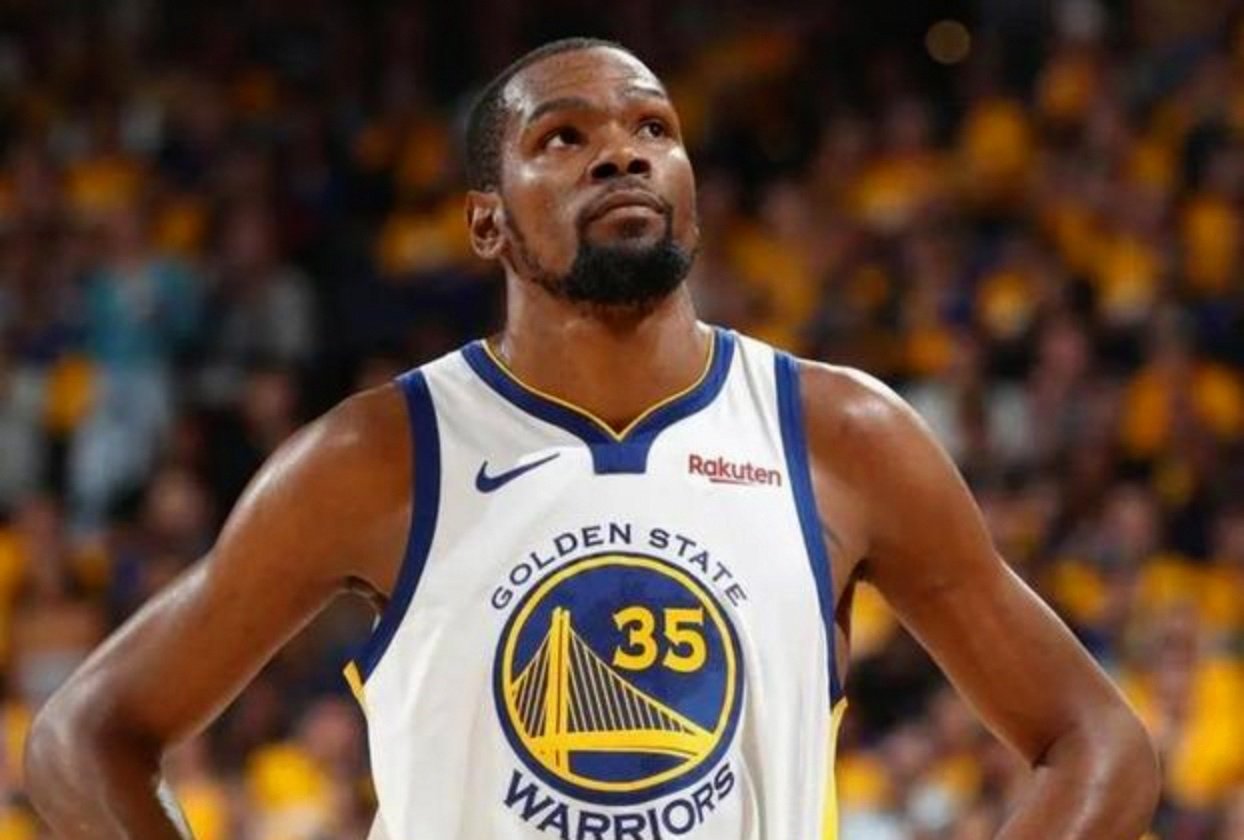 奇异果体育- 杜兰特系列赛共计出战299分钟 